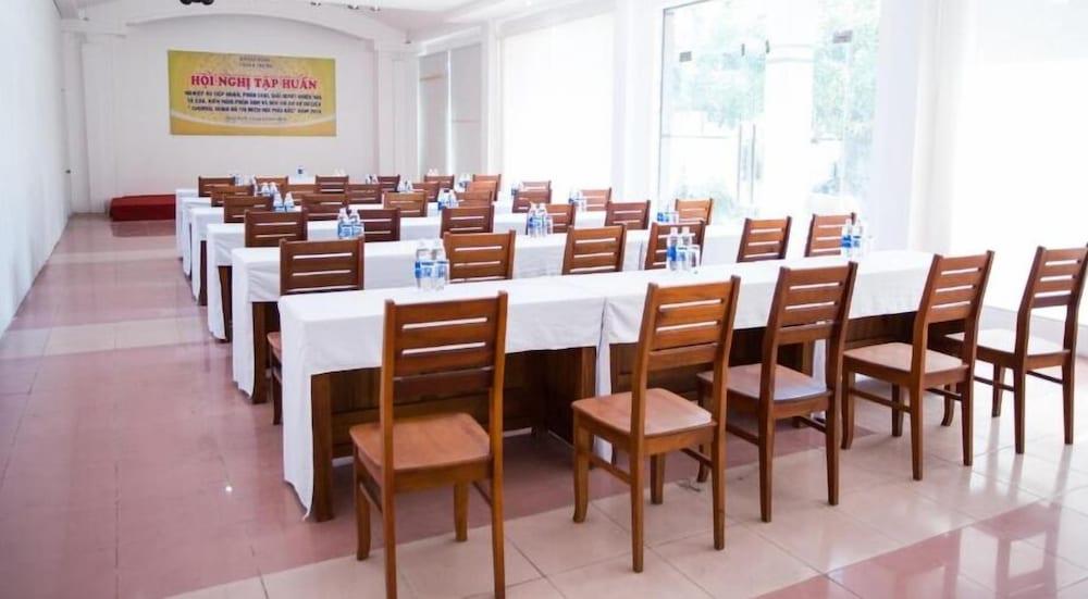 Hoang Yen Hotel 2 Quy Nhơn Zewnętrze zdjęcie